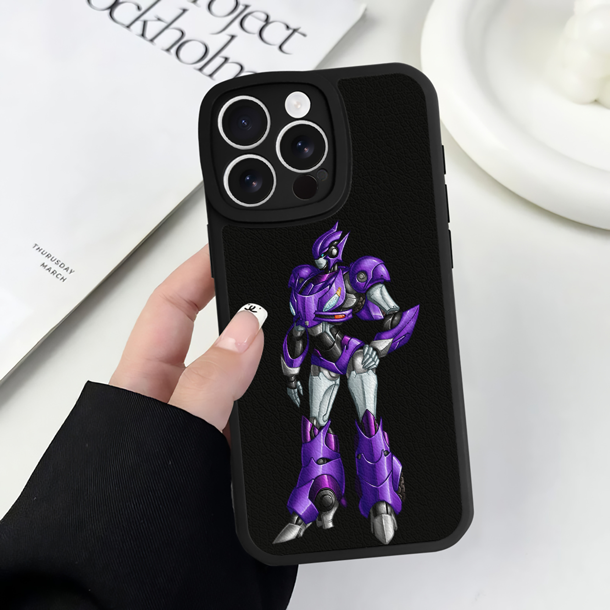 （画像用）  【iPhone 16シリーズ対応】シリコンスマホケース（レザー調） 材質：シリコン